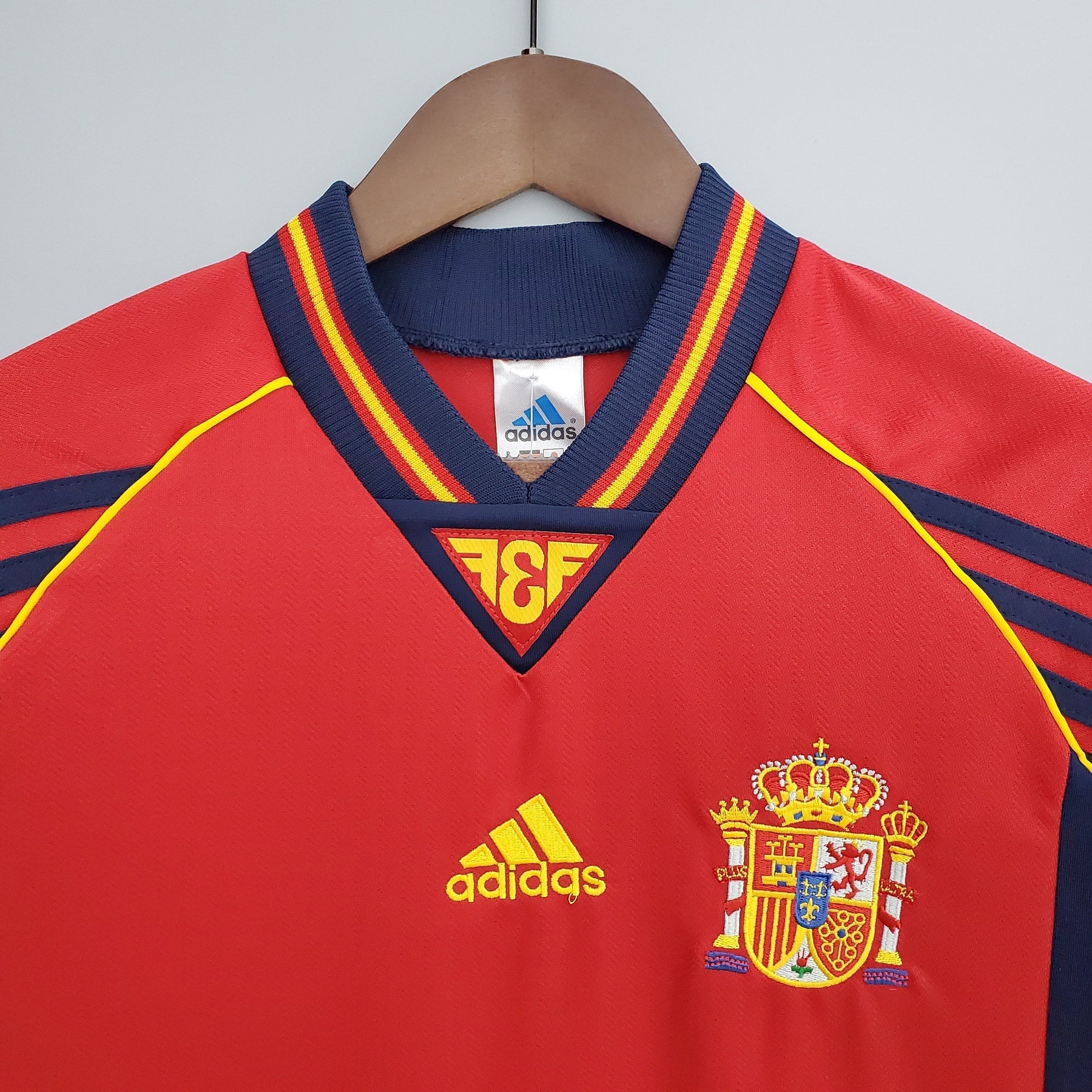 SPAIN | 1998 MAN (RETRO)