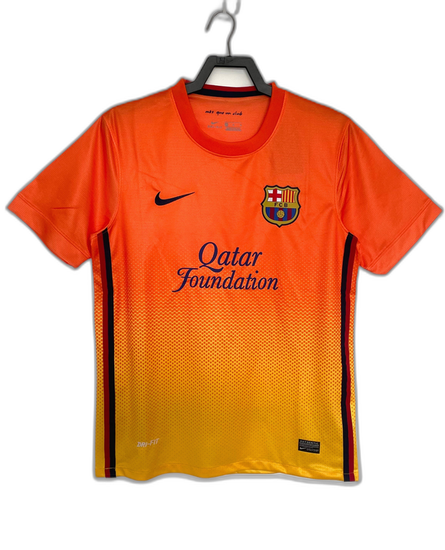 barcelona-12-13-ii-away-jersey-retro-version-1