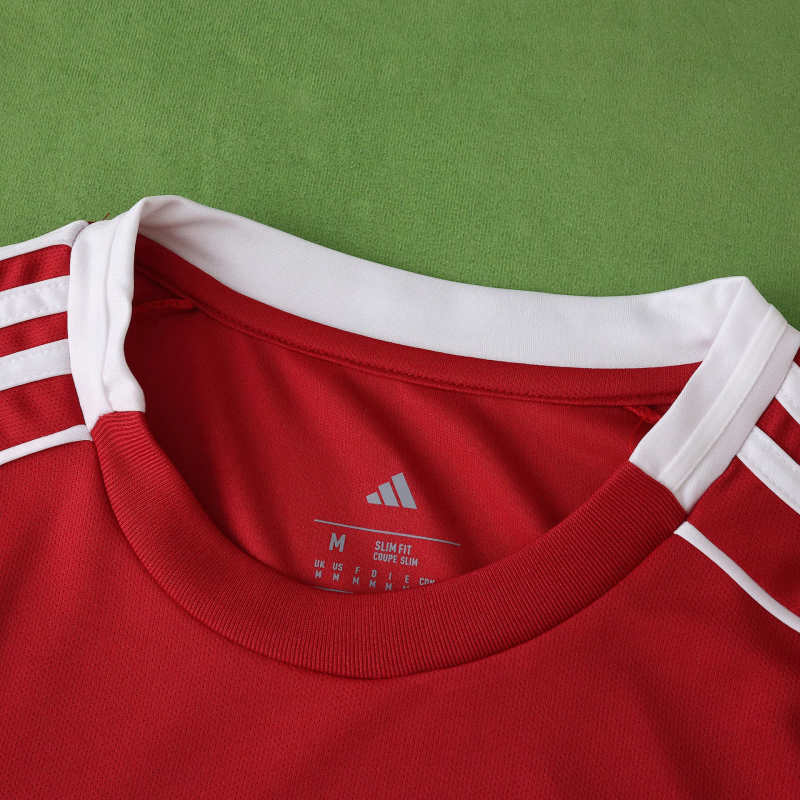 Liverpool Home Jersey 2025/26 - CHAMPIONS 24/25 & Gold Trophy