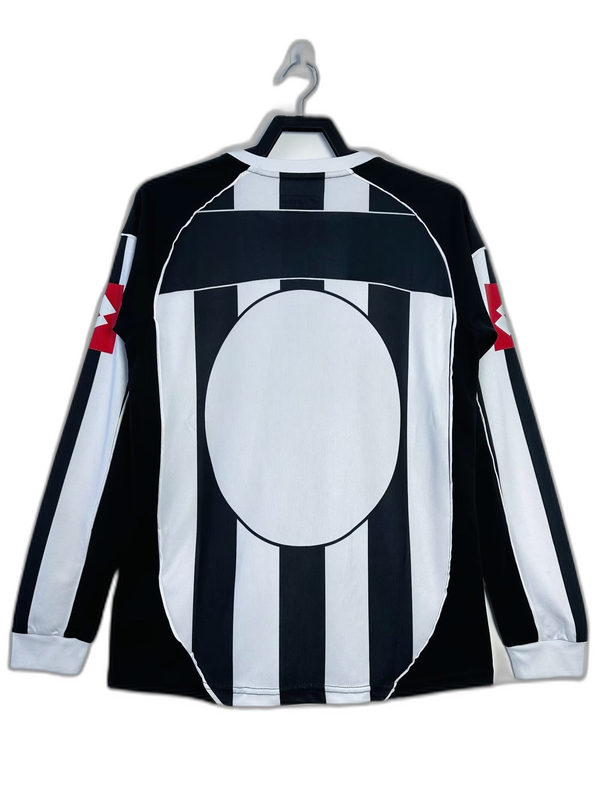 juventus-02-03-i-home-jersey-long-sleeve-retro-version-2