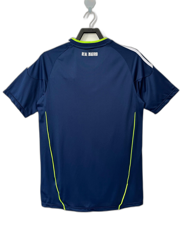 real-madrid-10-11-ii-away-jersey-retro-version-2