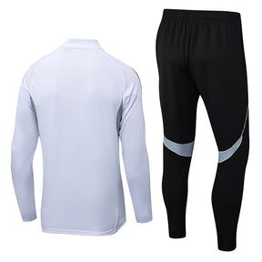 Conjunto de Entrenamiento Del Real Madrid 25/26